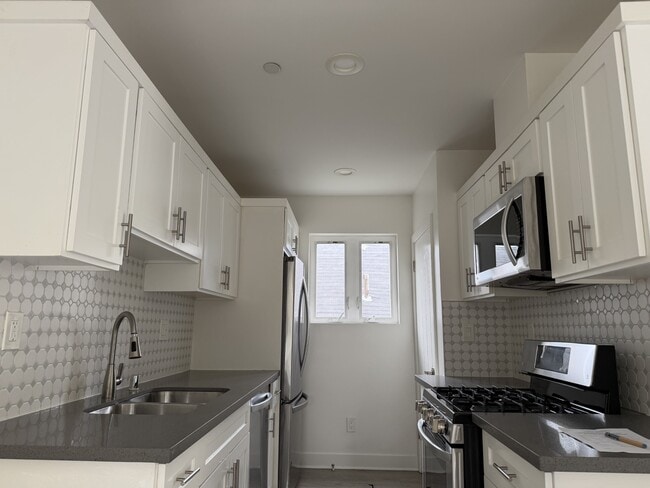 Photo - 125 N Mountain View Ave Unit Three Bedroom
