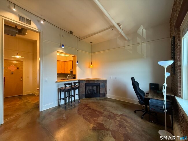 Photo - 43 Chestnut St Unit 307