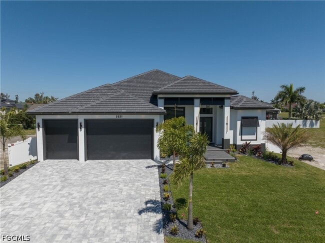 Photo - 3321 SW 3rd Ln