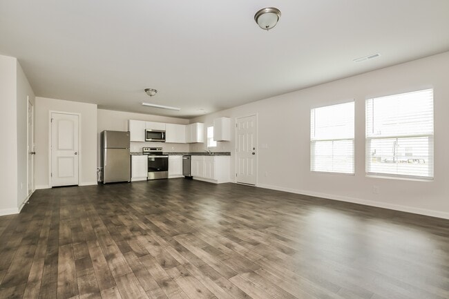 Photo - 117 Lemon Ln