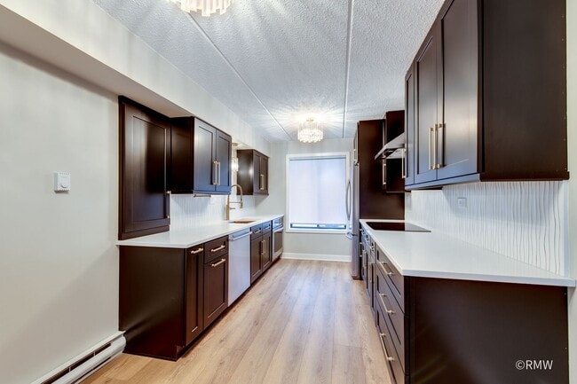 Photo - 724 Briar Hill Ln Unit 3