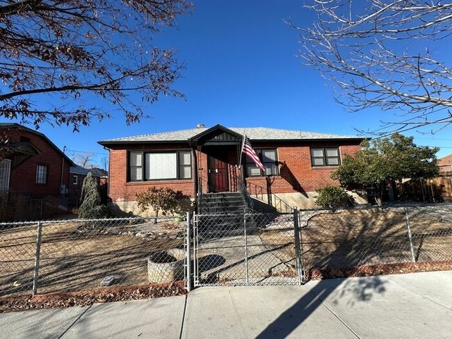 Building Photo - 465 Wilson Ave Rental