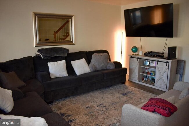 Photo - 9464 Tea Berry Ct