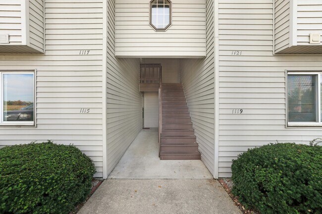 Photo - 1115 Laura Dr Unit 1