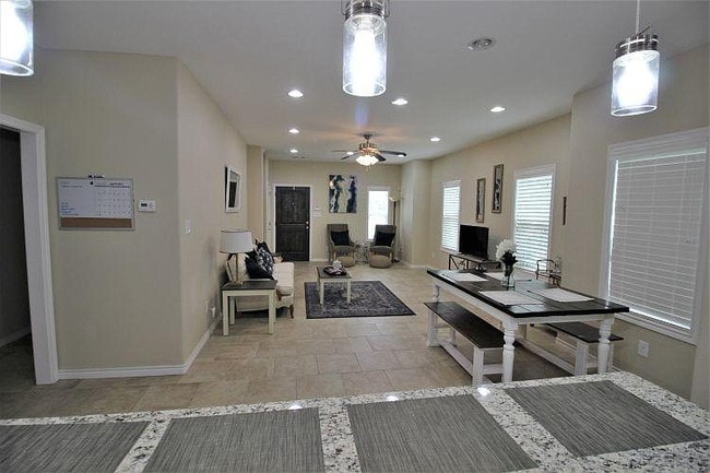 Photo - 314 Fairway Dr