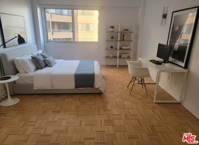 Photo - 10450 Wilshire Blvd Unit 12A