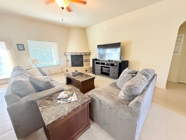 Photo - 5703 Ireland Dr