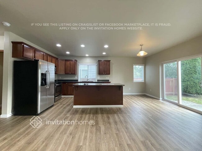 Photo - 15404 87th Ave E