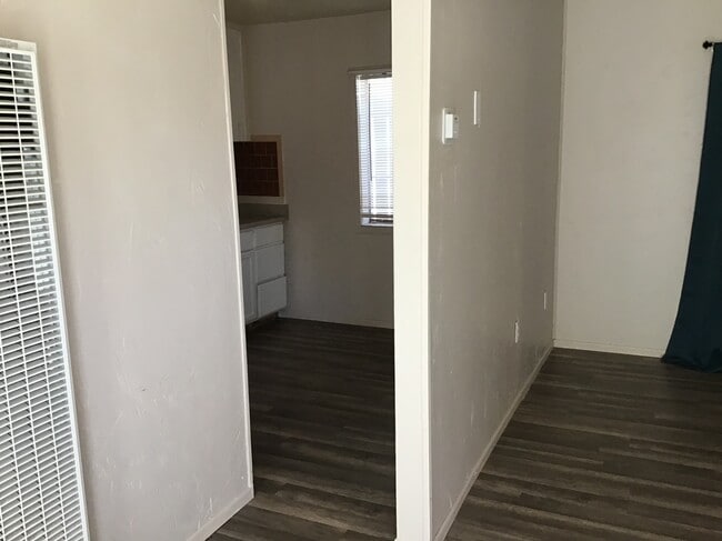 Photo - 432 W Haloid Ave Unit B