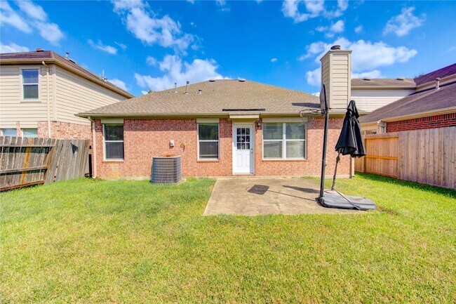 Photo - 5711 Kenwood