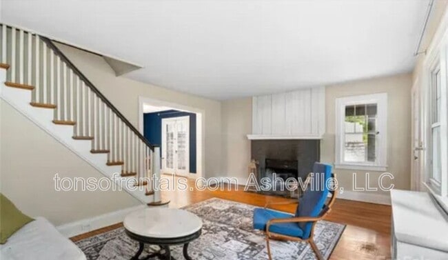 Photo - 30 Caledonia Rd