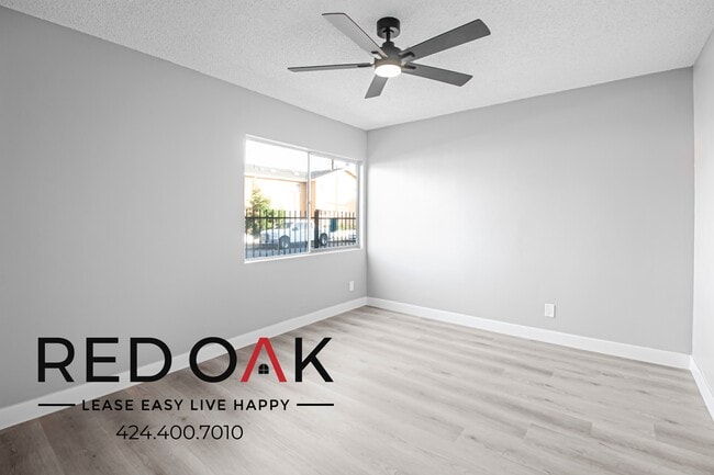 Photo - 15405 Vanowen St Unidad 6