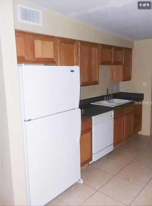 Building Photo - 11031 Hassle Ave