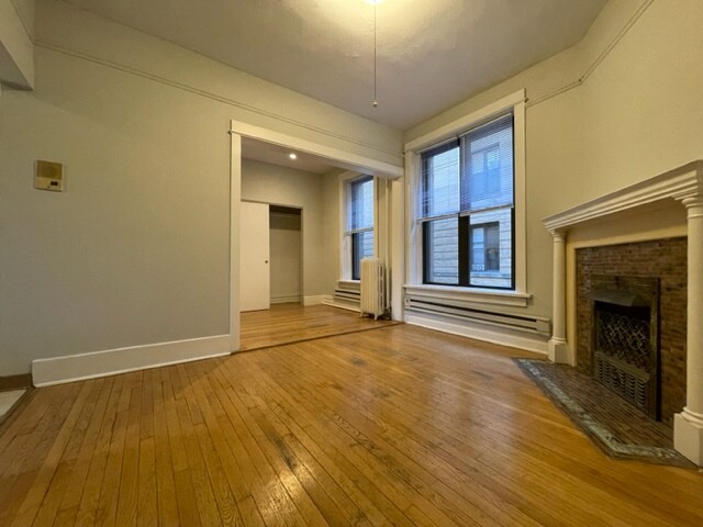 Photo - 428 W Belden Ave Apartment Unit 428-19