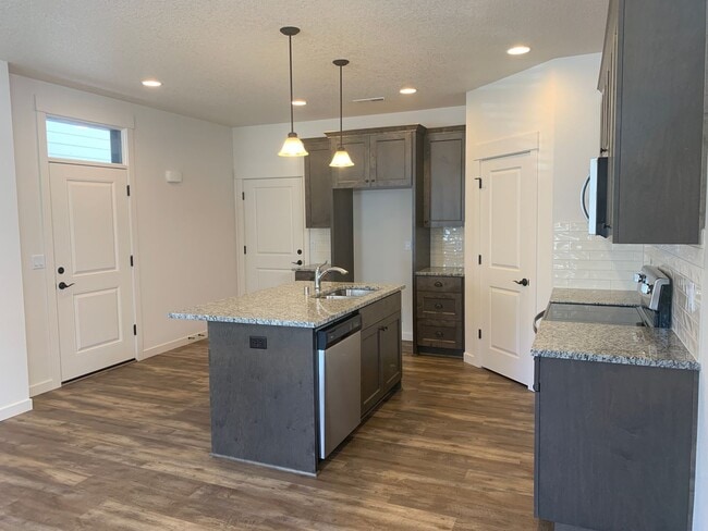 Photo - EZ  living - Honey stop the car !  Ridgefi...