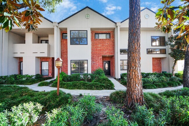 Photo - 2468 Bering Dr