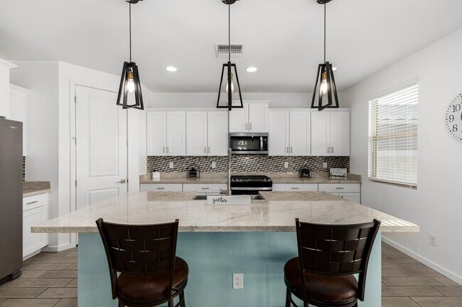 Photo - 22612 N 126th Ln