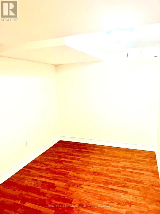 Photo - 17 Ferncliffe Crescent