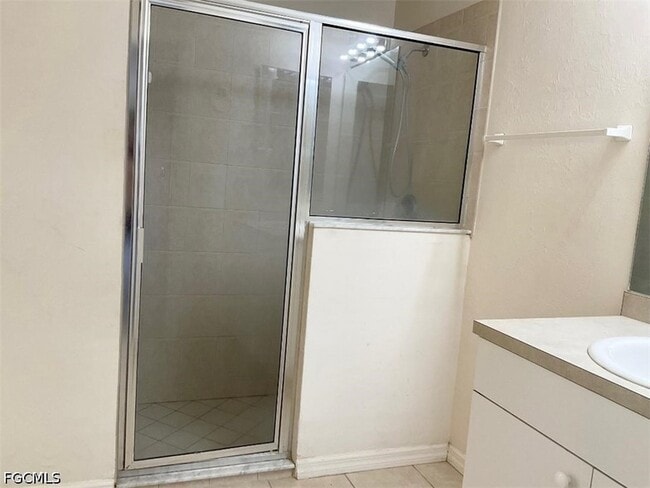 Photo - 2323 NE 26th St