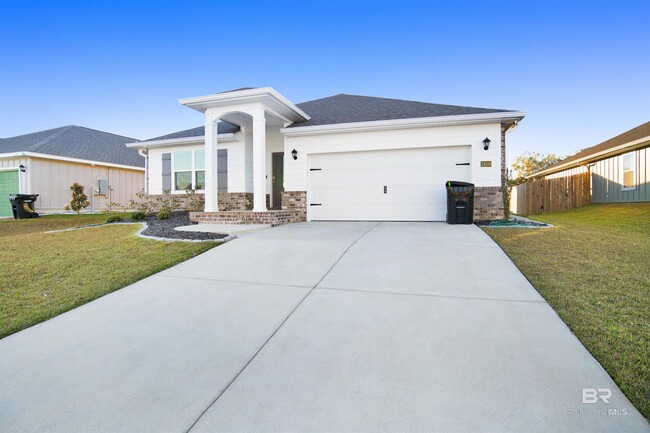 Photo - 32038 Lyon Rd