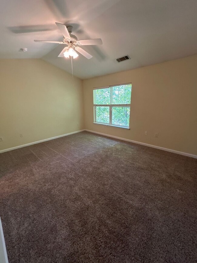 Photo - Spacious 3-Bedroom Townhome for Rent – $720 per Bedroom!