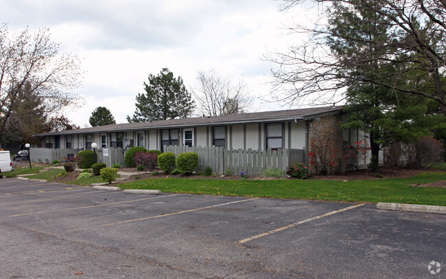 Carriage Hill - Carriage Hill Apartments