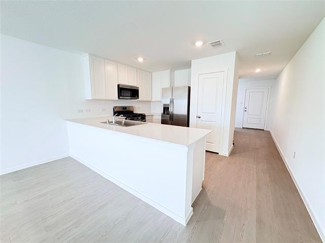 Photo - 1000 Calley Pear Trl