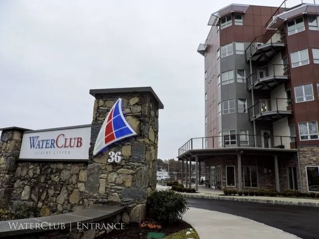 Water Club Luxury Living