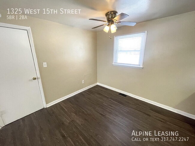 Photo - 1325 W 15th St