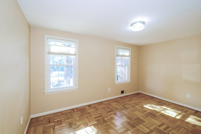 Photo - 647 Azalea Dr Unit 1