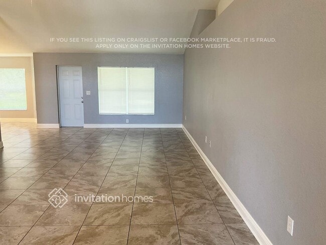 Photo - 25940 Aysen Dr