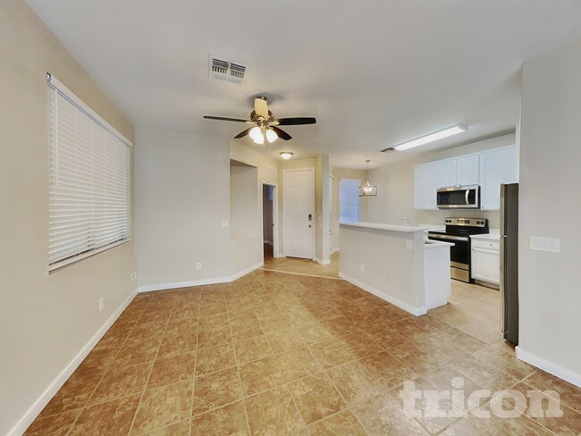 Photo - 1607 W Lydia Ln