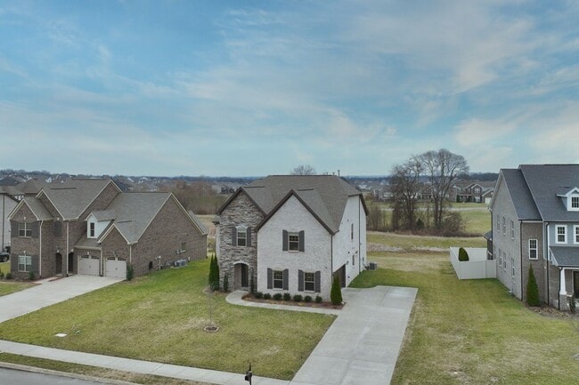 Photo - **LIKE-NEW, 2021-BUILT WILLIAMSON COUNTY HOME IN DESIRABLE BRIXWORTH NEIGHBORHOOD WITH COMMUNITY ...