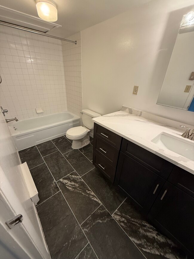 Photo - 96 Candlewood Dr