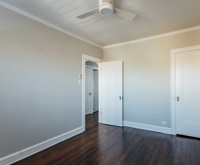 Photo - 4325 N Hermitage Ave Unit B3