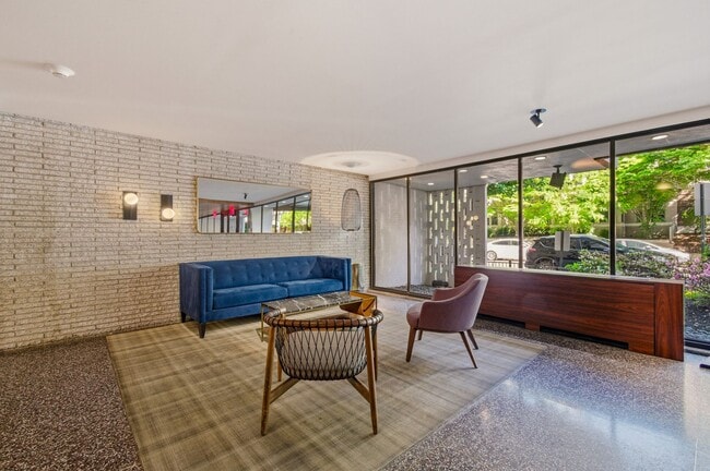 Photo - 1440 N Street NW