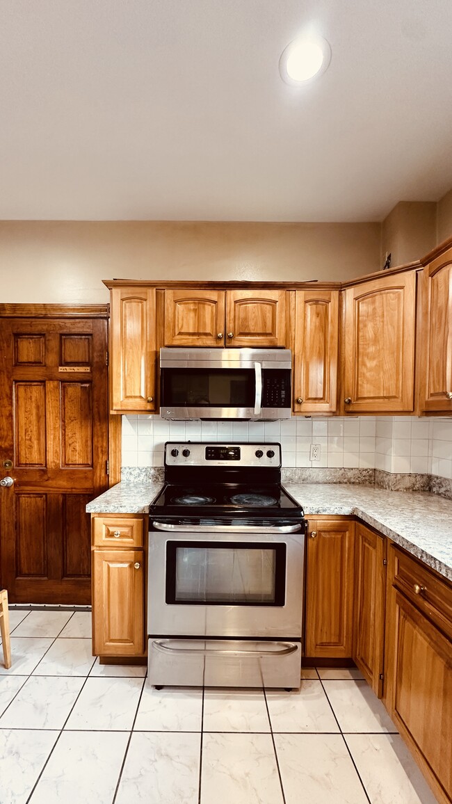 Photo - 422 Charles St Unit 2