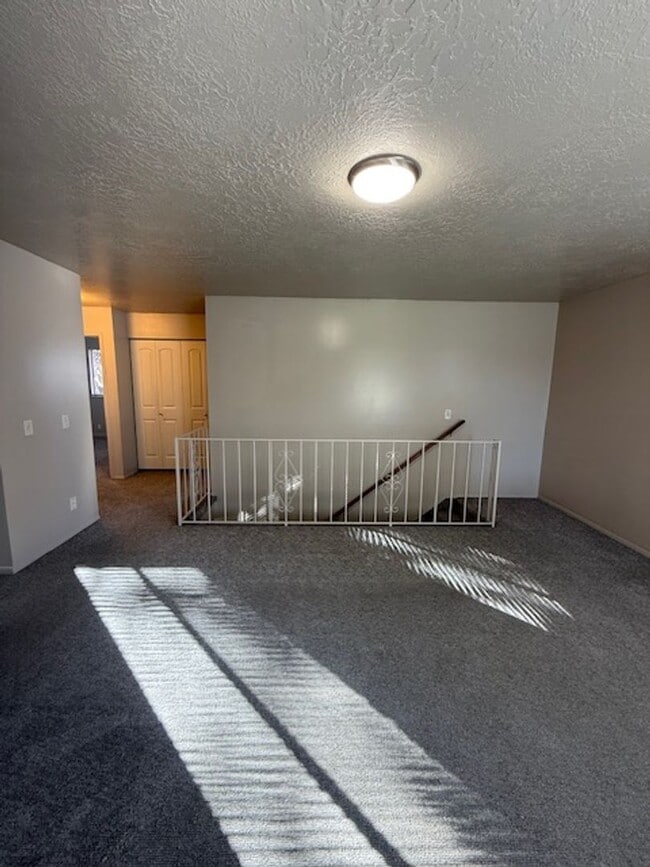 Photo - 537 E Acoma Rd