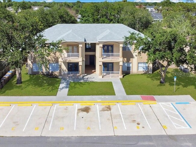 206 Majors Ln Unit A