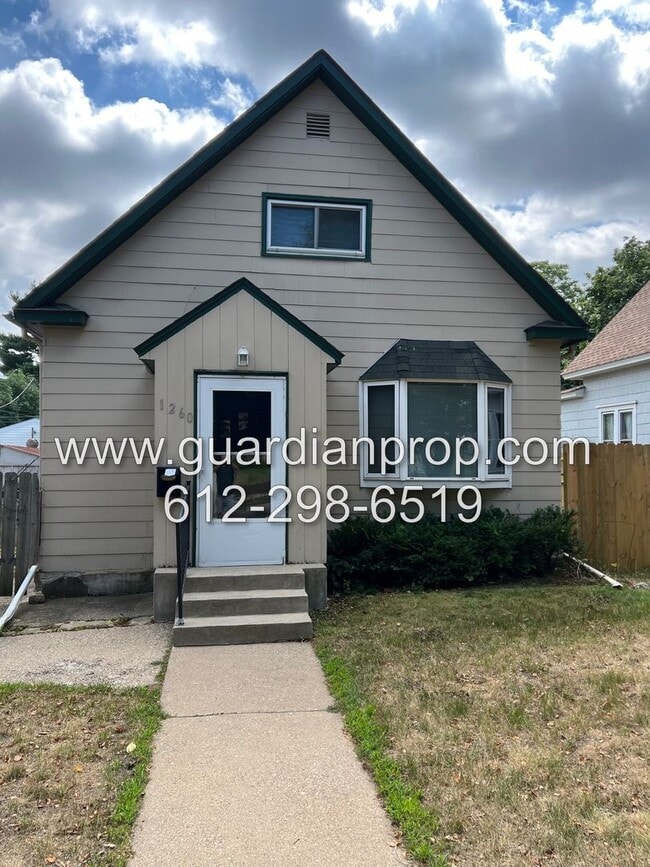 House Available October 1, Updated Kitchen... - House Available October 1, Updated Kitchen...