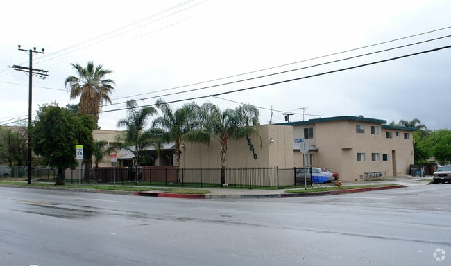 Building Photo - 15210 Roscoe Blvd