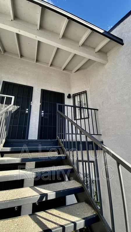 Photo - 234 W Laguna St