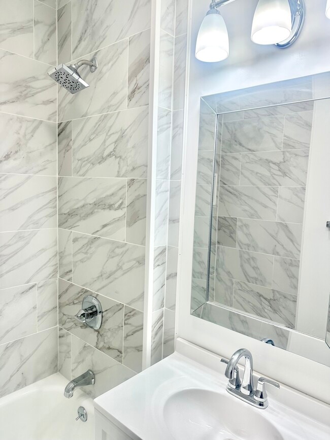 Photo - 69 Tremont Ave Unidad 2