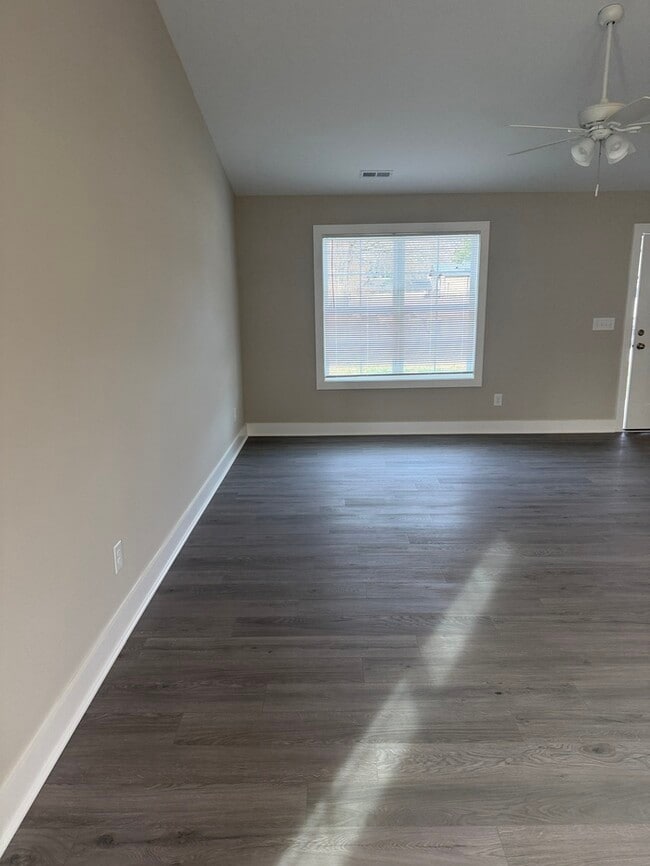 Photo - 1002 Grace Ave