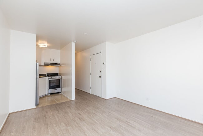 Photo - 429 Bellevue