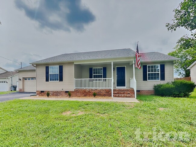 Photo - 1621 Robert Rd