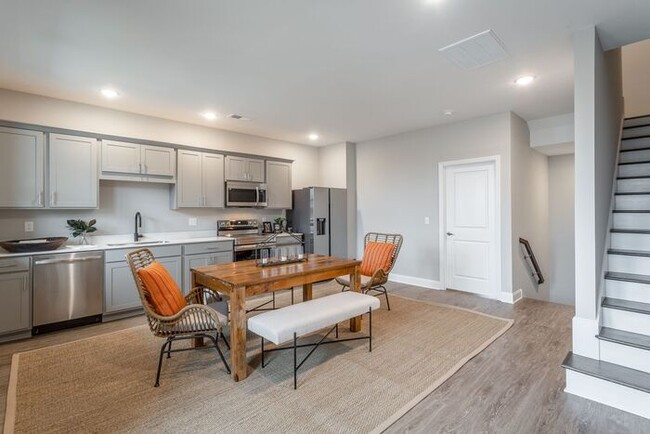 Photo - 2310 E 18th St Pl