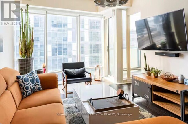 Photo - 8 The Esplanade Unité 2012