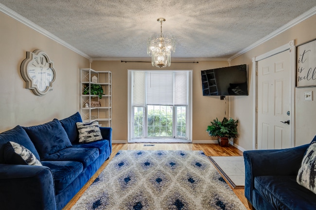 Photo - 2027 Katelyn Dr