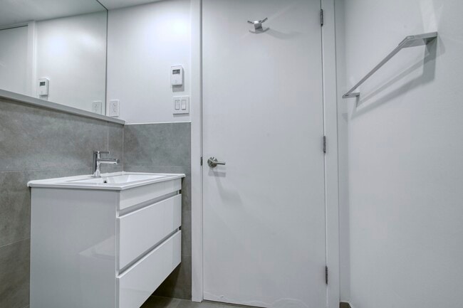 Photo - 3460 Rue Peel Unit 806